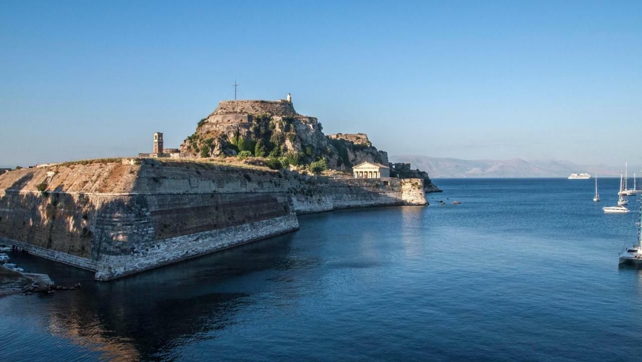 Ideally Situated Corfu Old Town Apartment Luaran gambar